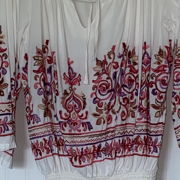 Romeio & Juliet Boho Embroidered Blouse Size M - Picture 2 of 4